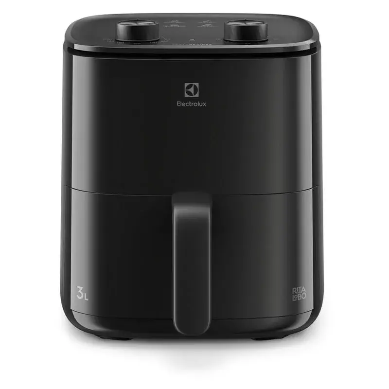 Air fryer Electrolux EAF05 preta, de frente, com a gaveta fechada